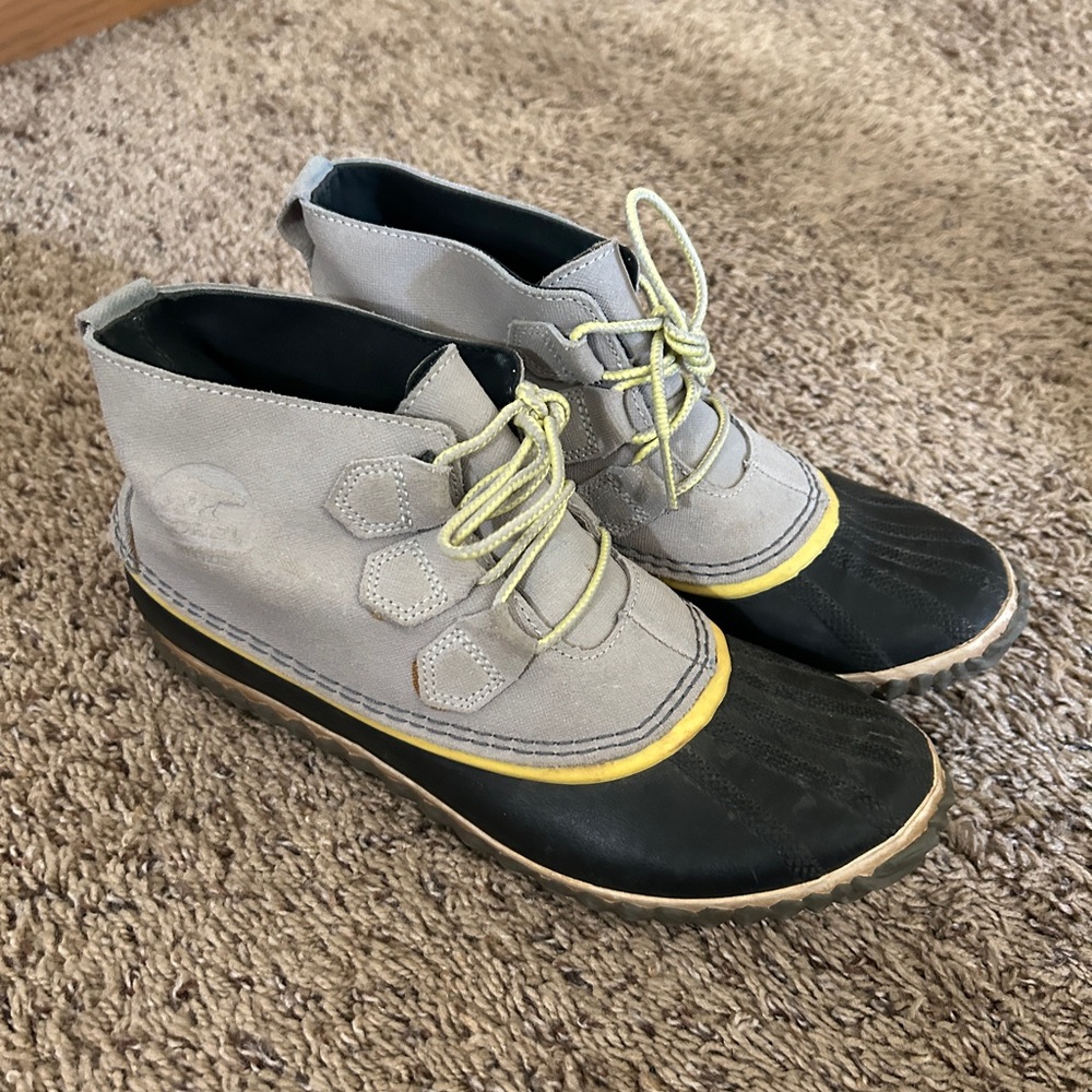 Sorel Gray and Black Boots with Yellow Highlights
